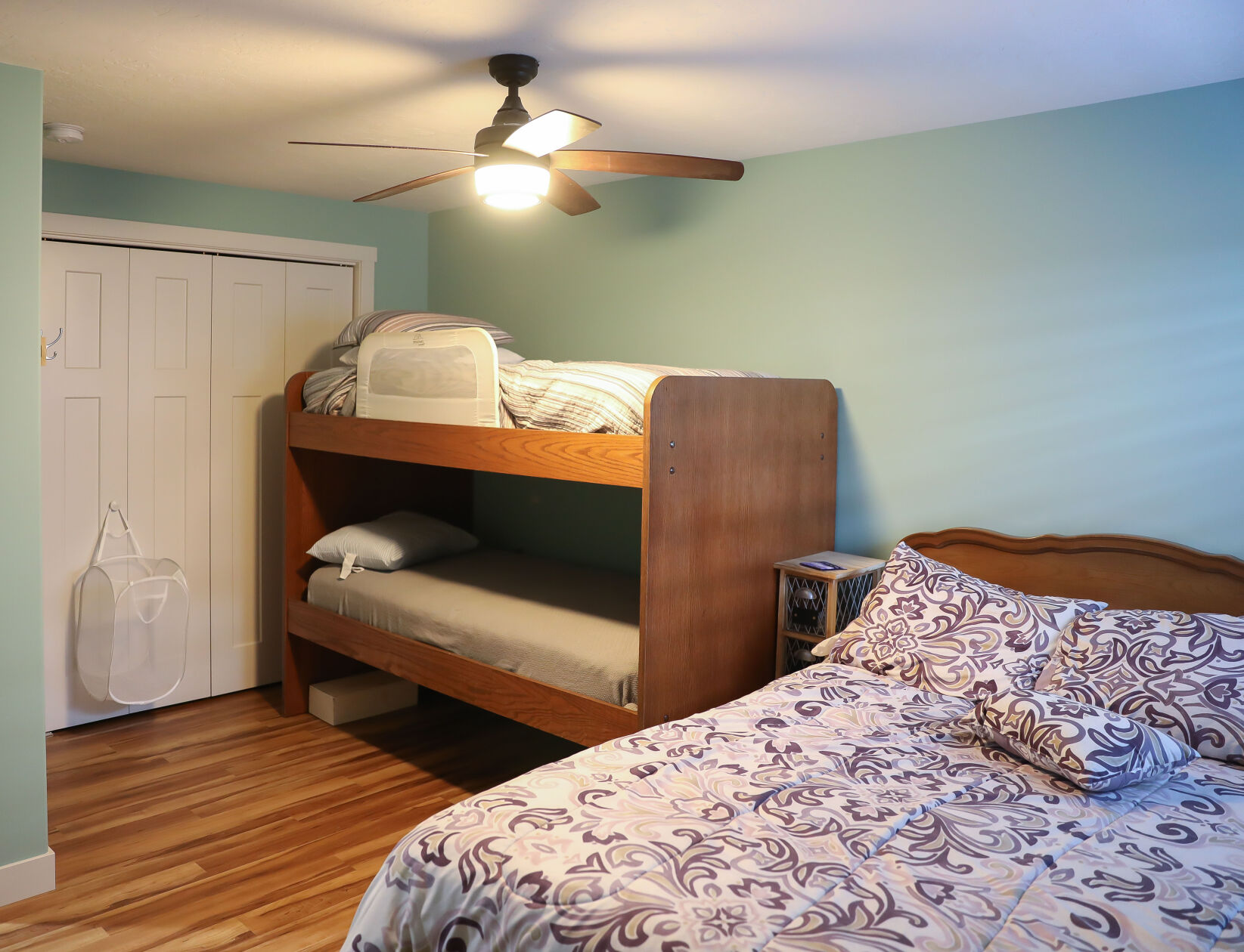 10. Double Bed and Bunk Beds.jpg